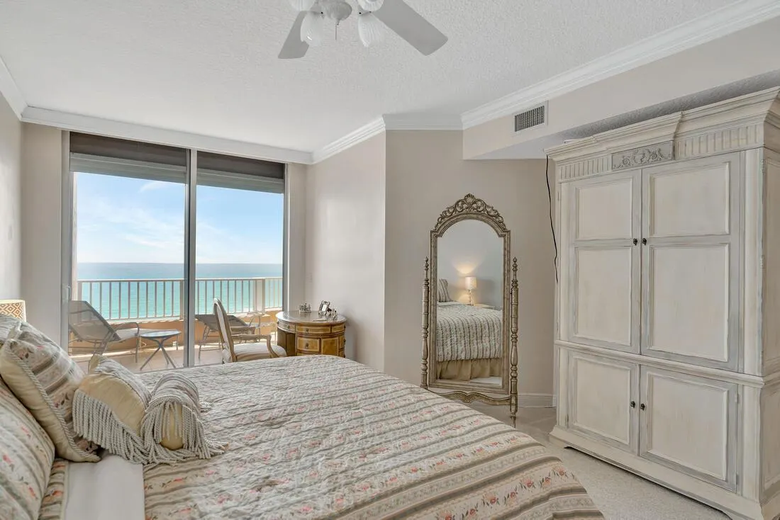 700 Ocean Royale Way, #Ph 3