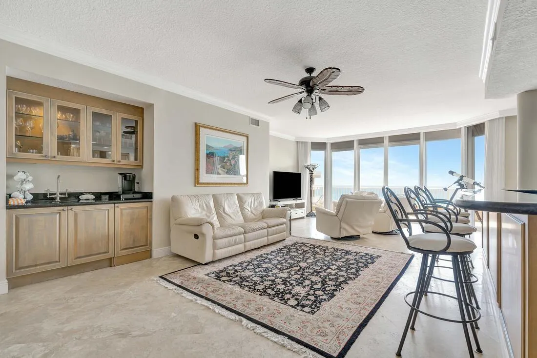 700 Ocean Royale Way, #Ph 3