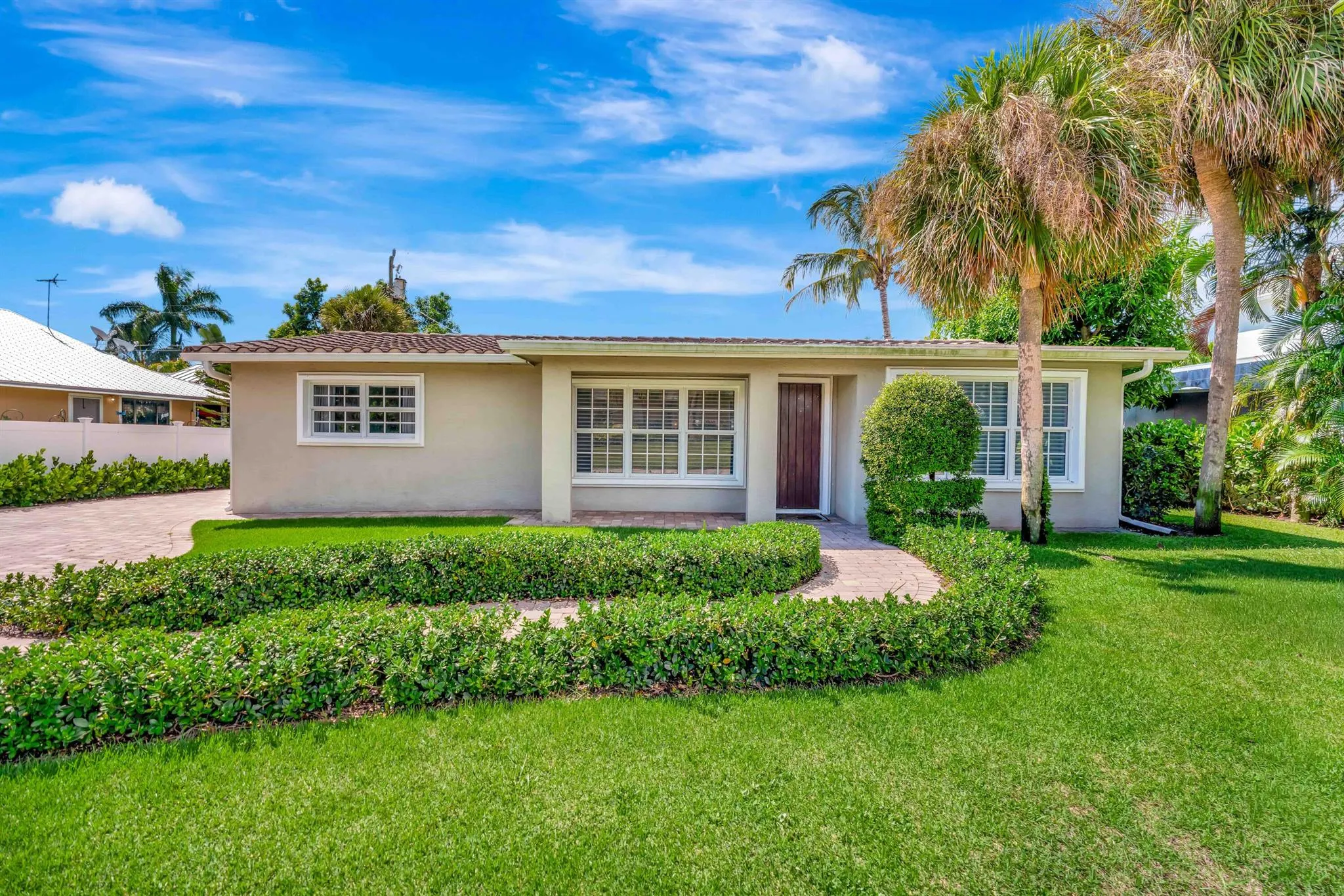 2064` N Suzanne Circle