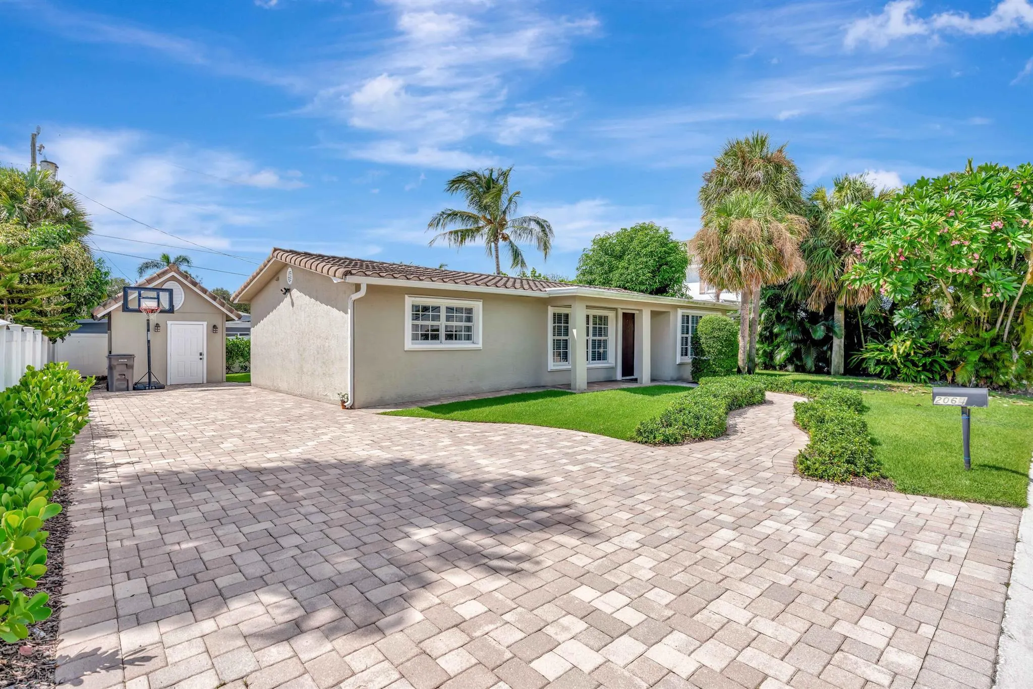 2064` N Suzanne Circle