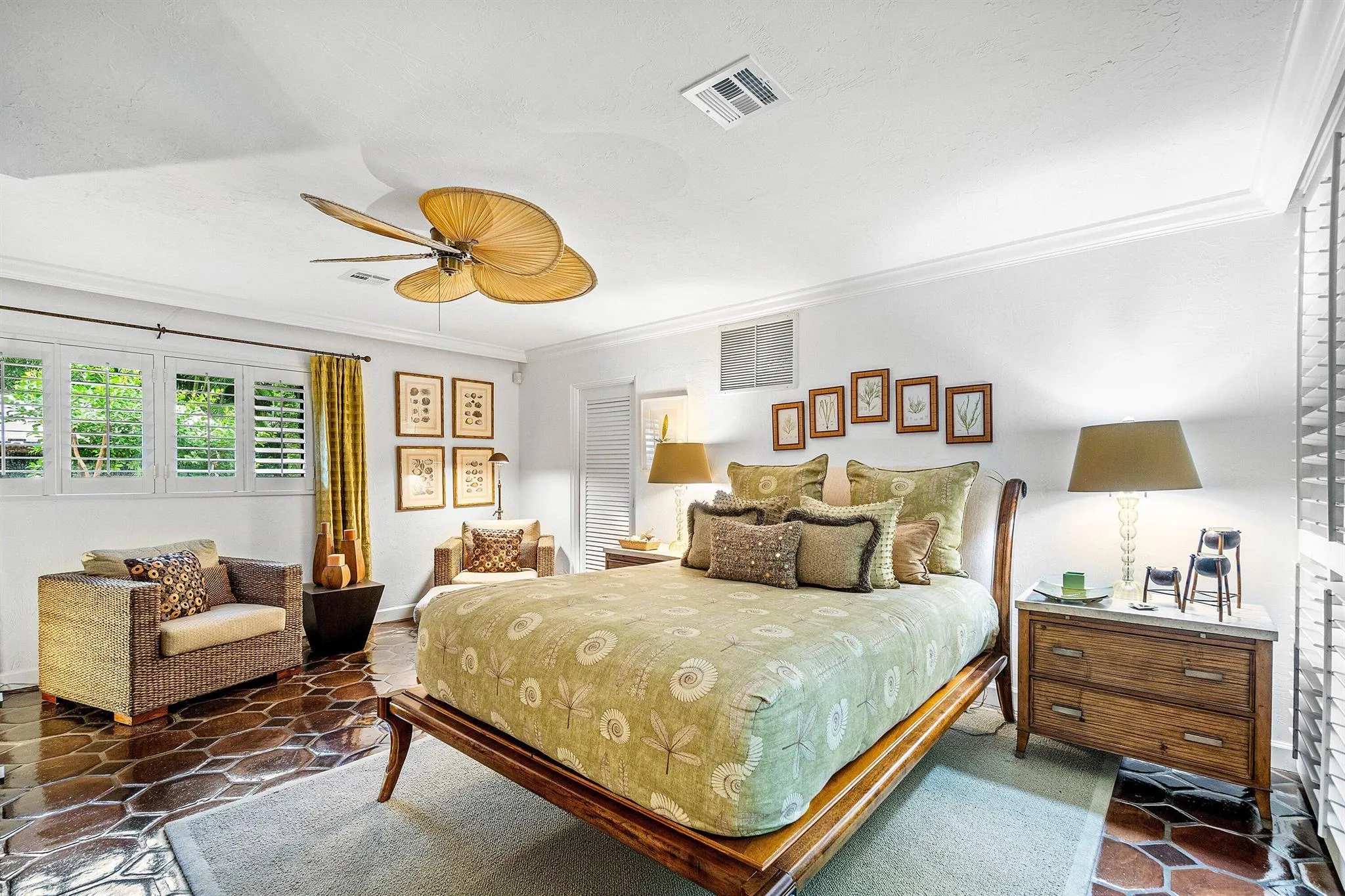 226 Chilean Avenue, #1&2