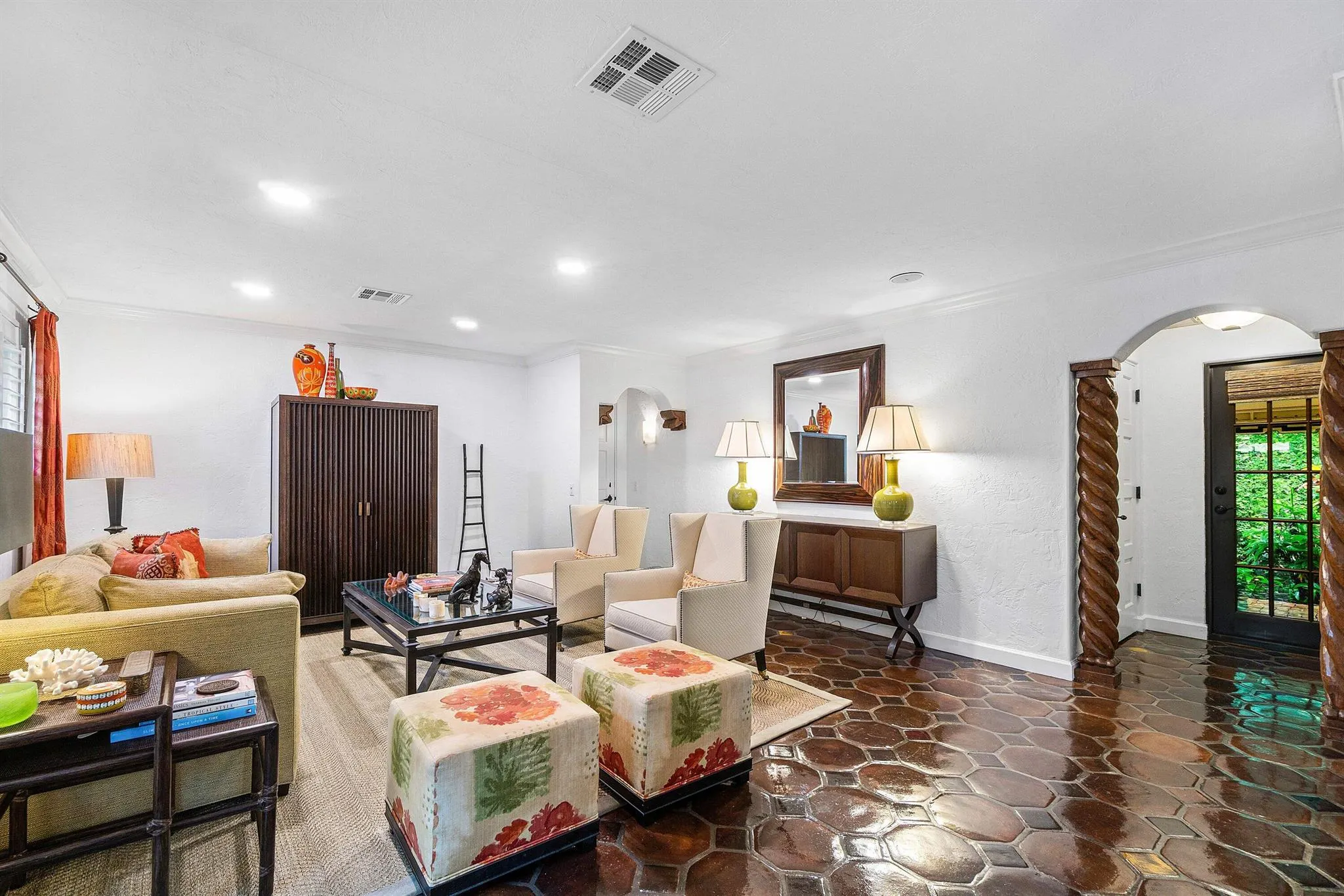 226 Chilean Avenue, #1&2