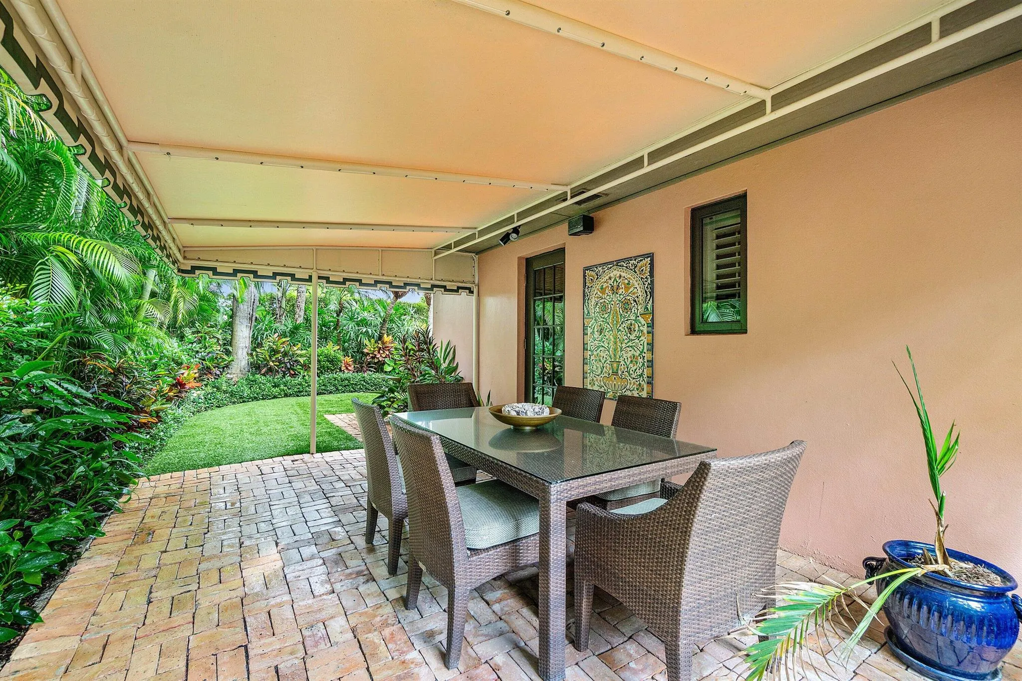 226 Chilean Avenue, #1&2