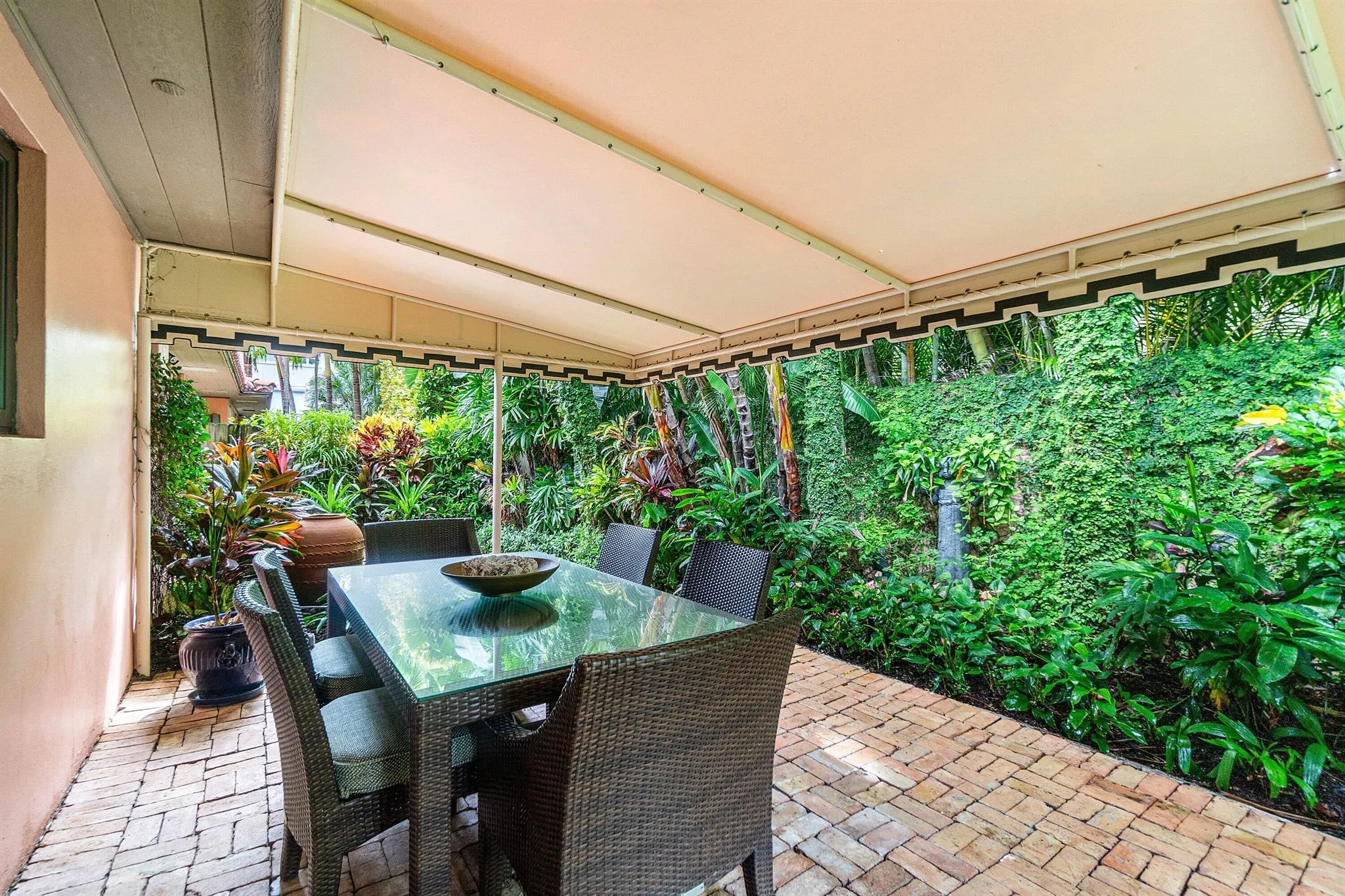 226 Chilean Avenue, #1&2