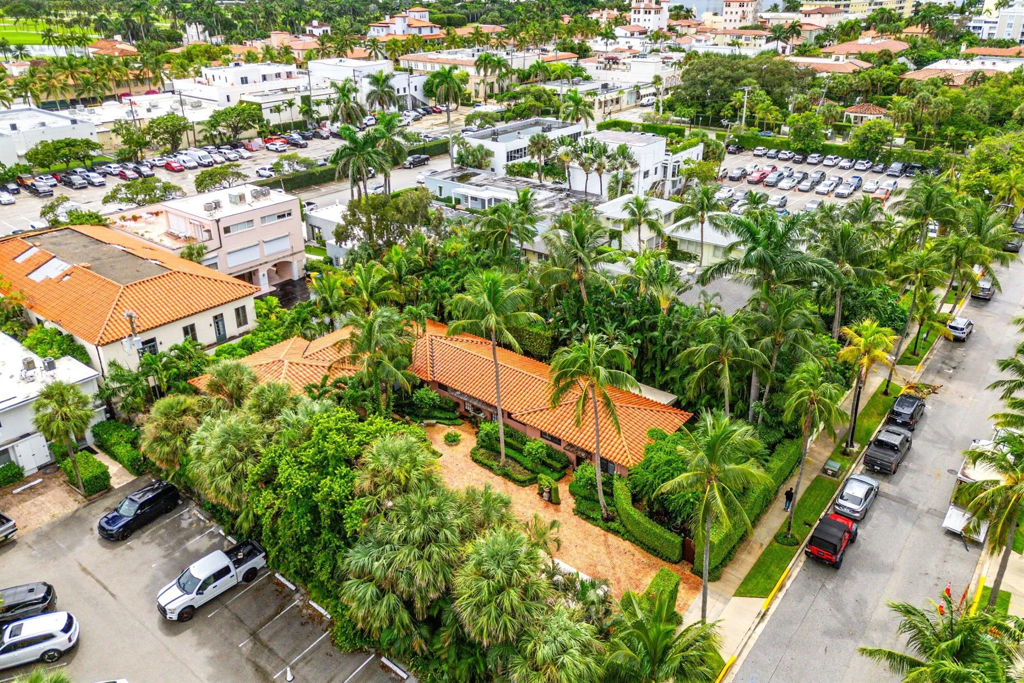 226 Chilean Avenue, #1&2