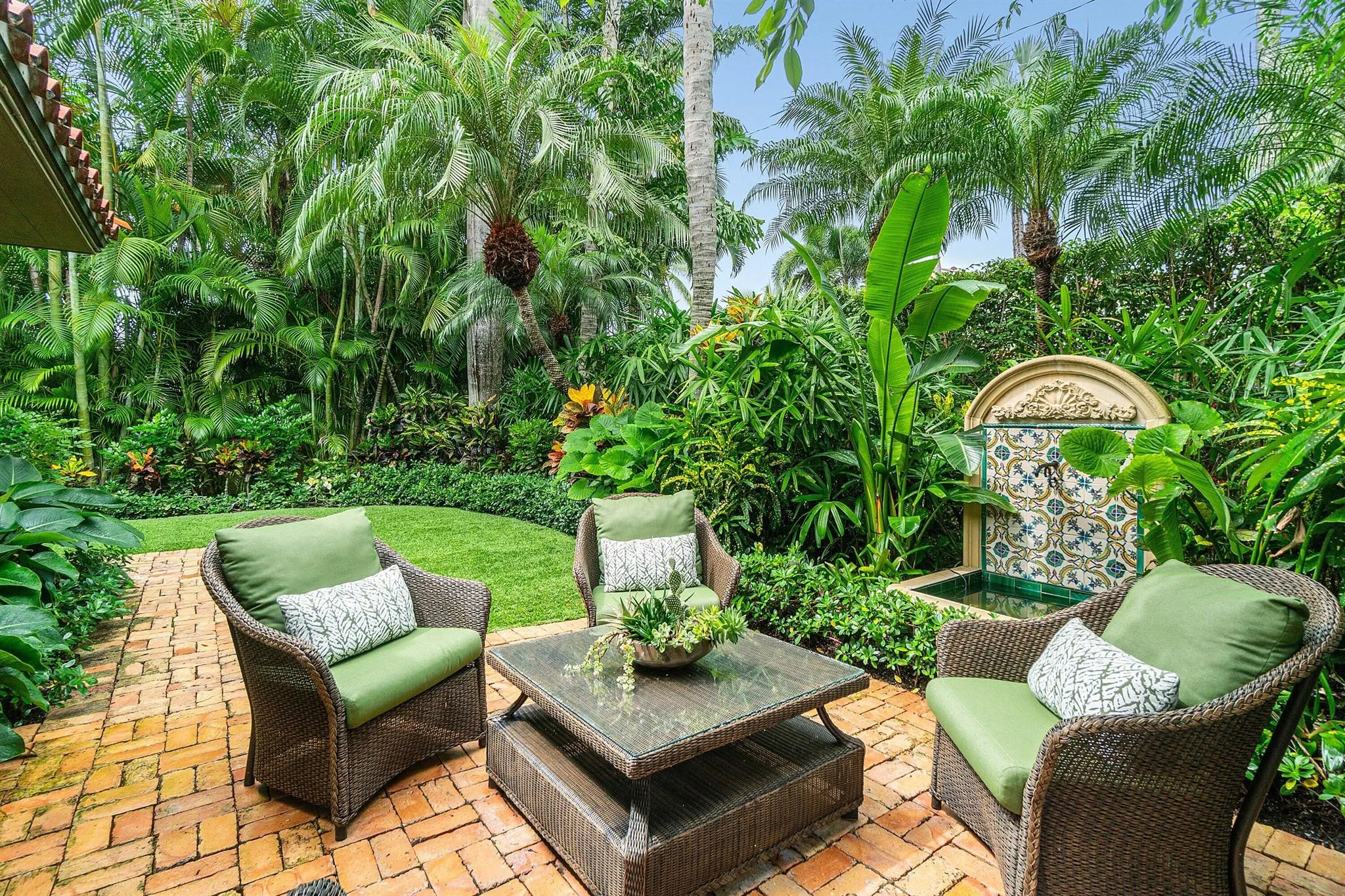 226 Chilean Avenue, #1&2