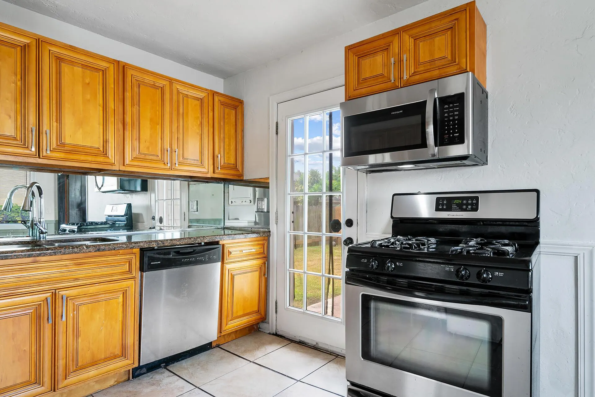 727 S M Street, #1