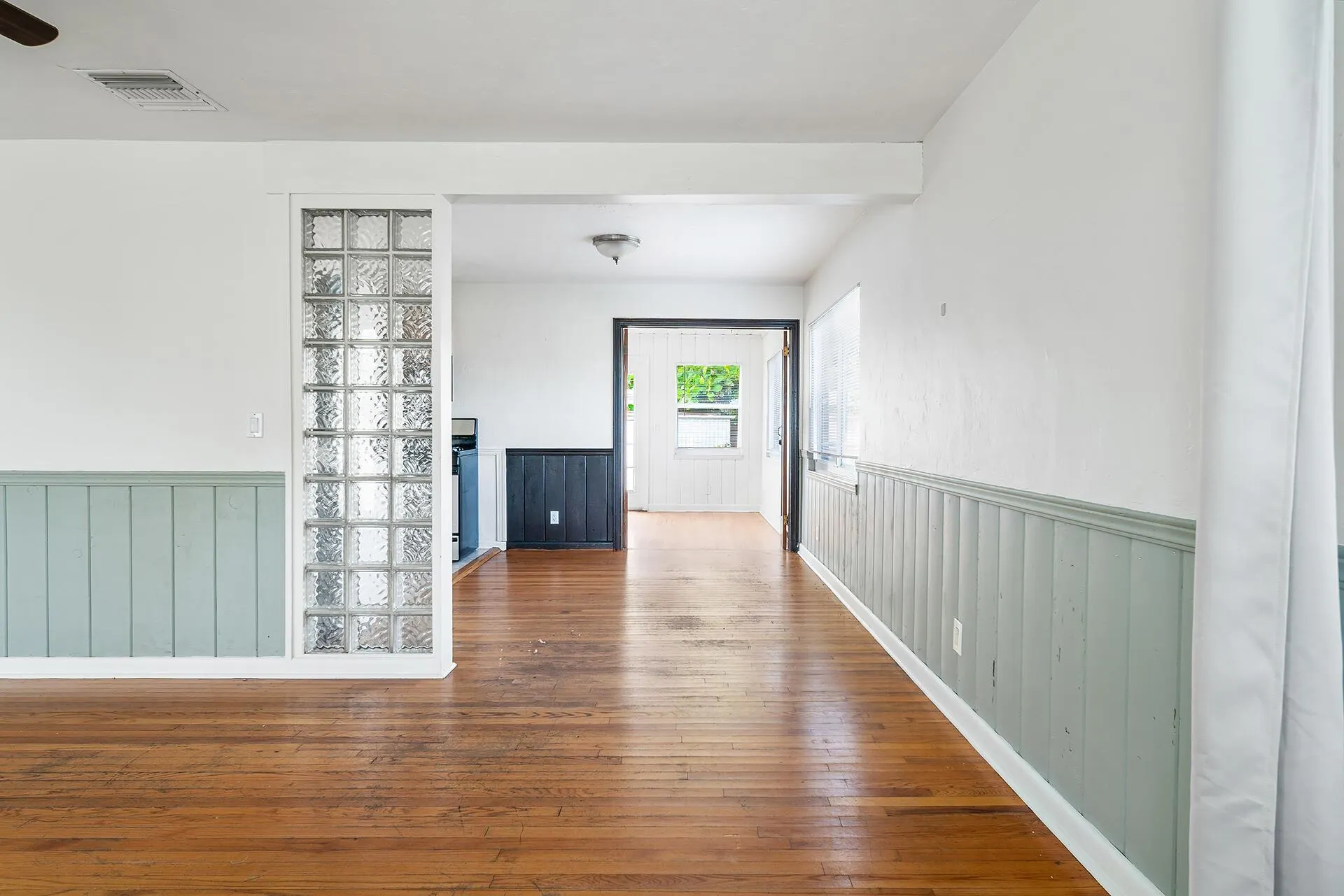 727 S M Street, #1