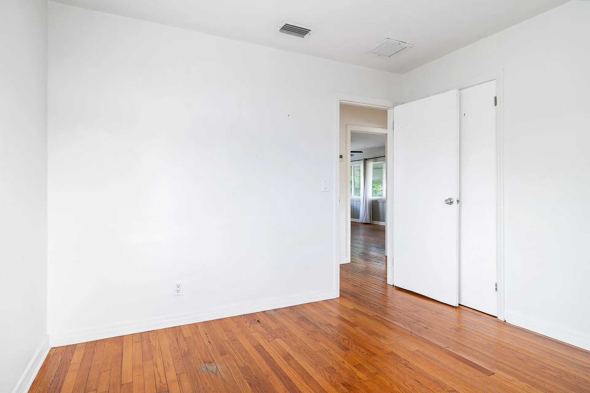 727 S M Street, #1