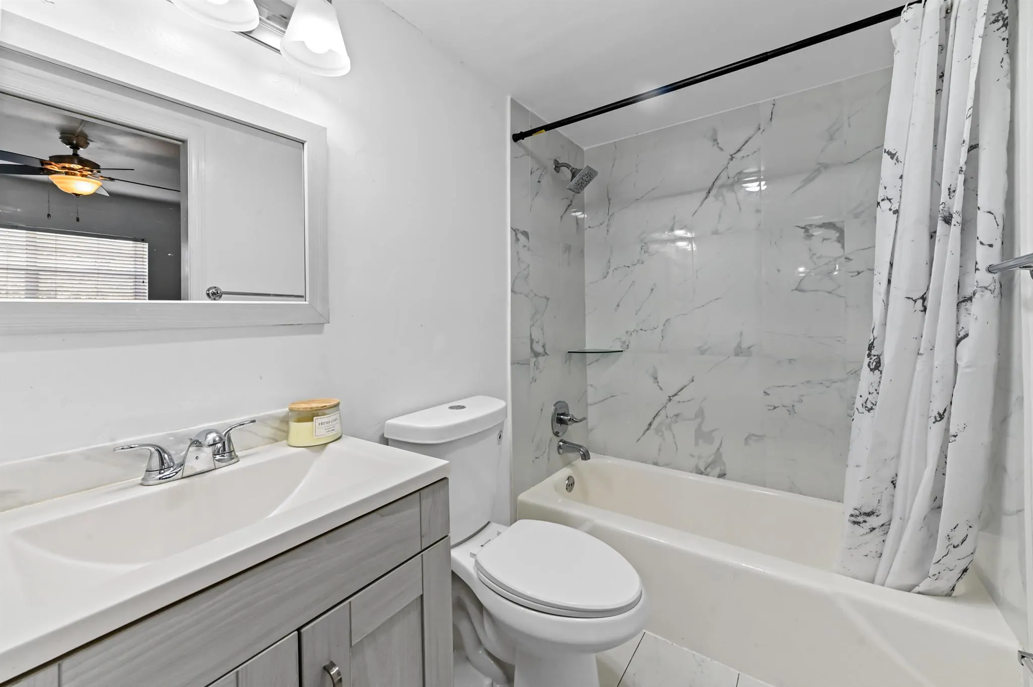 100 Royal Palm Way, #1070