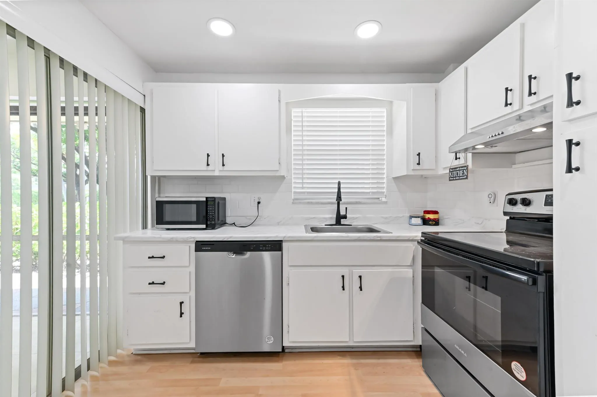 100 Royal Palm Way, #1070