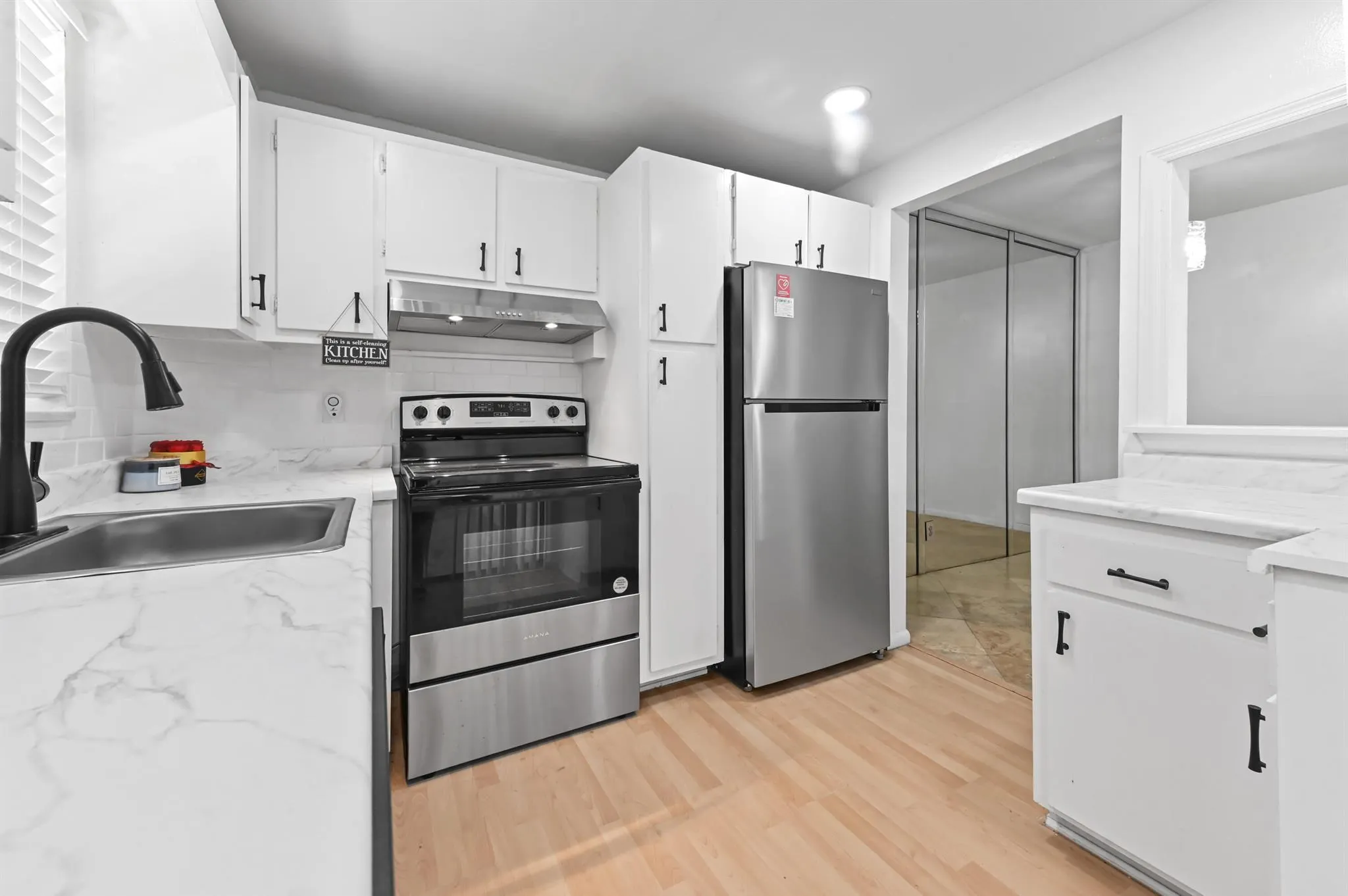 100 Royal Palm Way, #1070