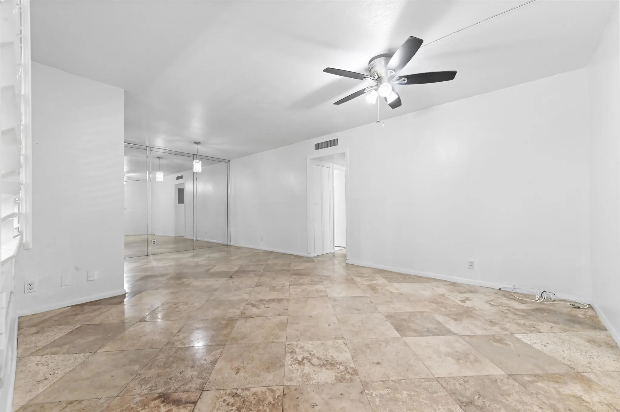 100 Royal Palm Way, #1070