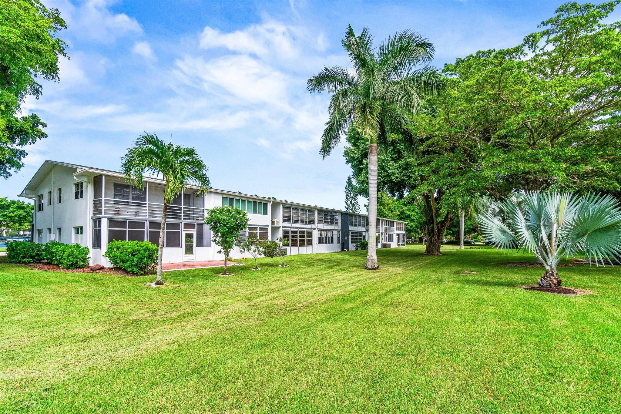 239 Ventnor Q