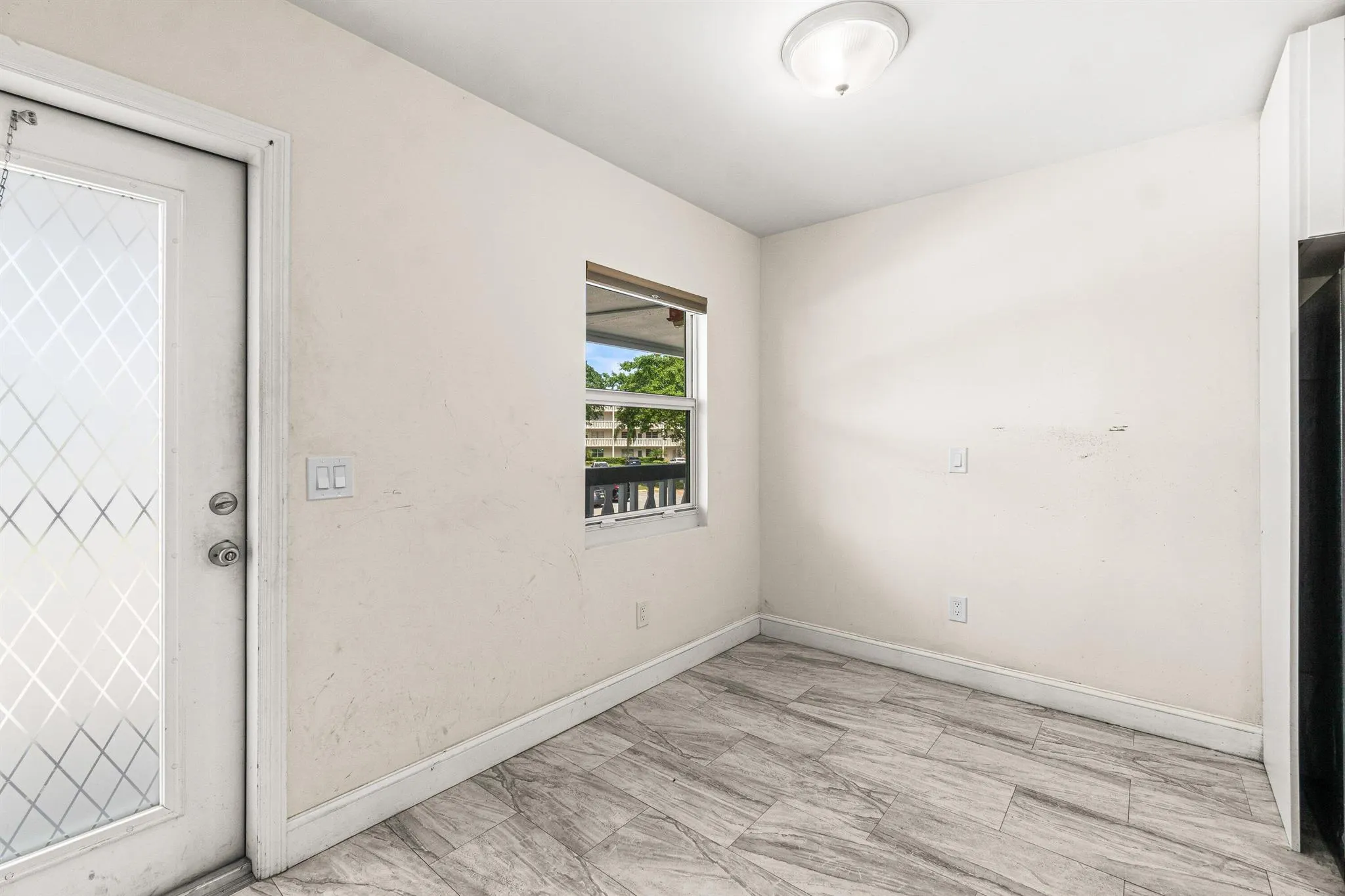 239 Ventnor Q