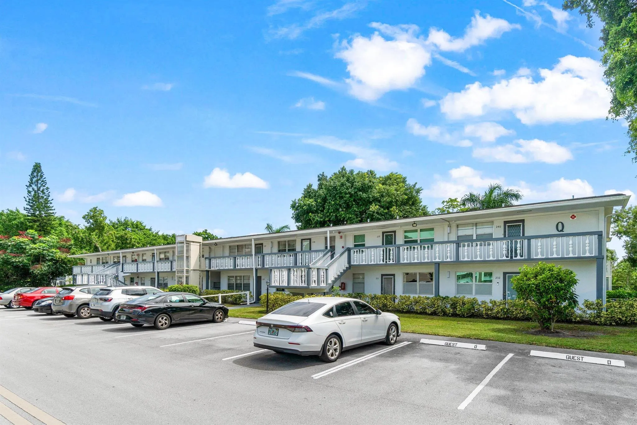 239 Ventnor Q