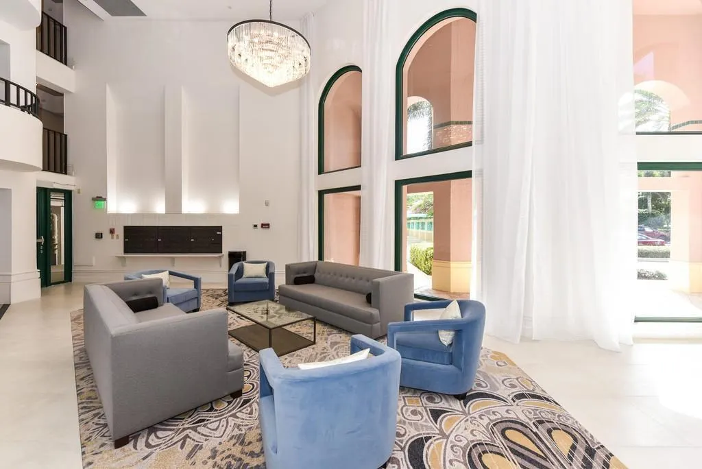 120 SE 5th Avenue, #221