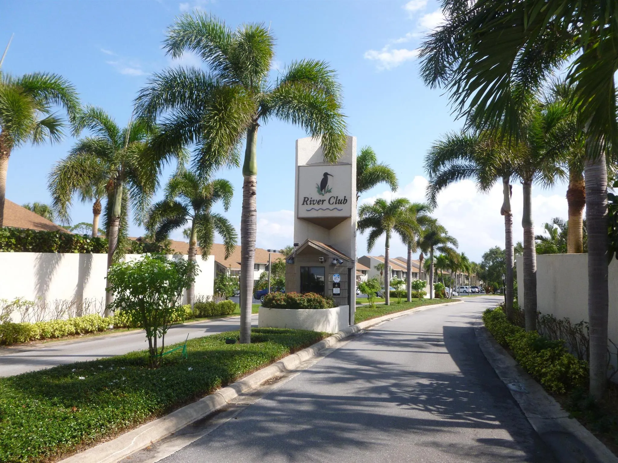 1600 NE Dixie Highway, #10-203