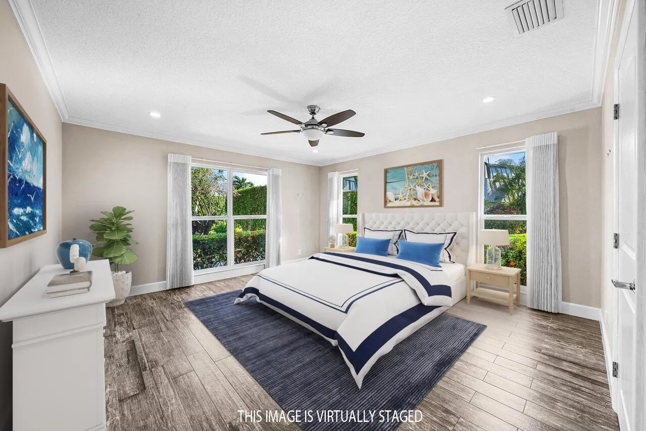 401 French Royale Circle