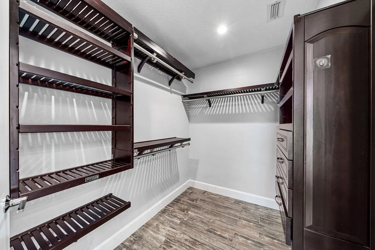 401 French Royale Circle