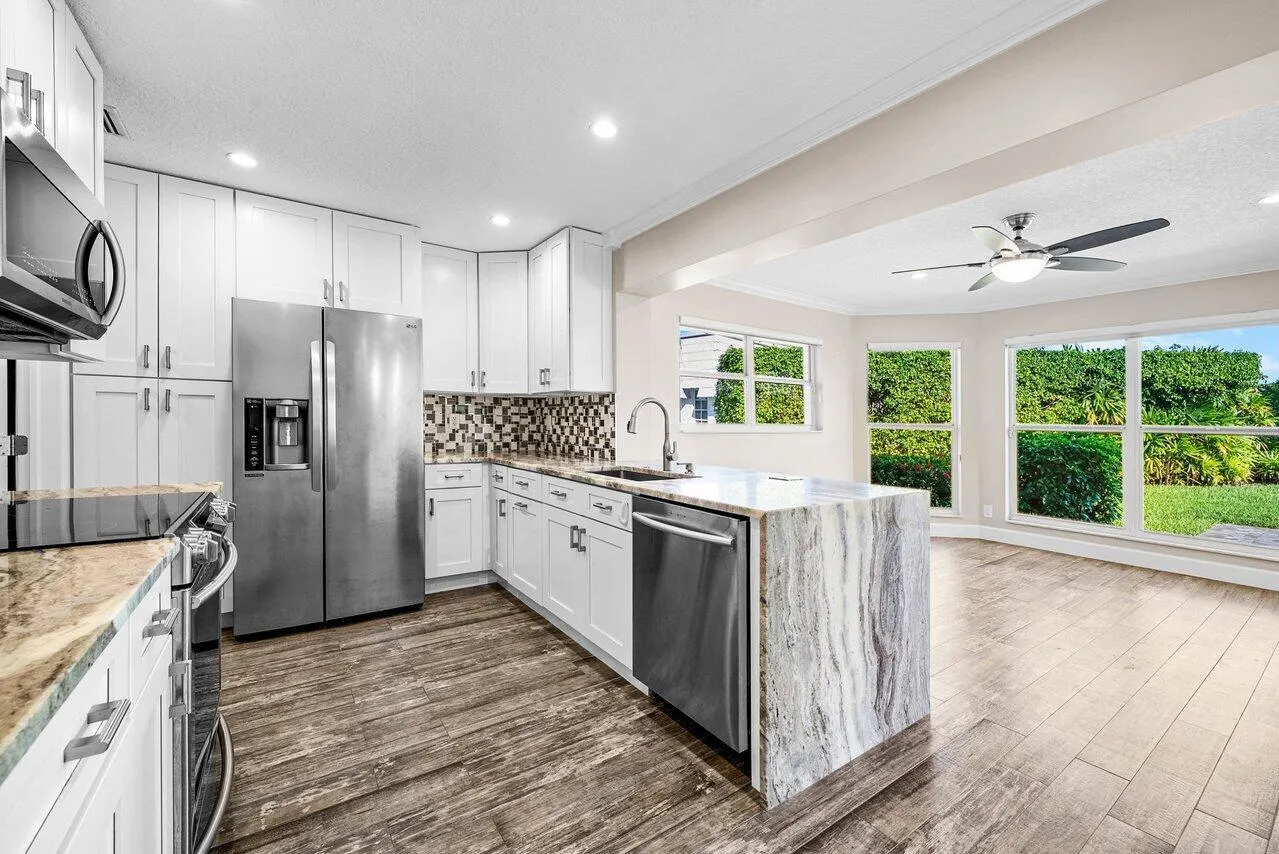 401 French Royale Circle