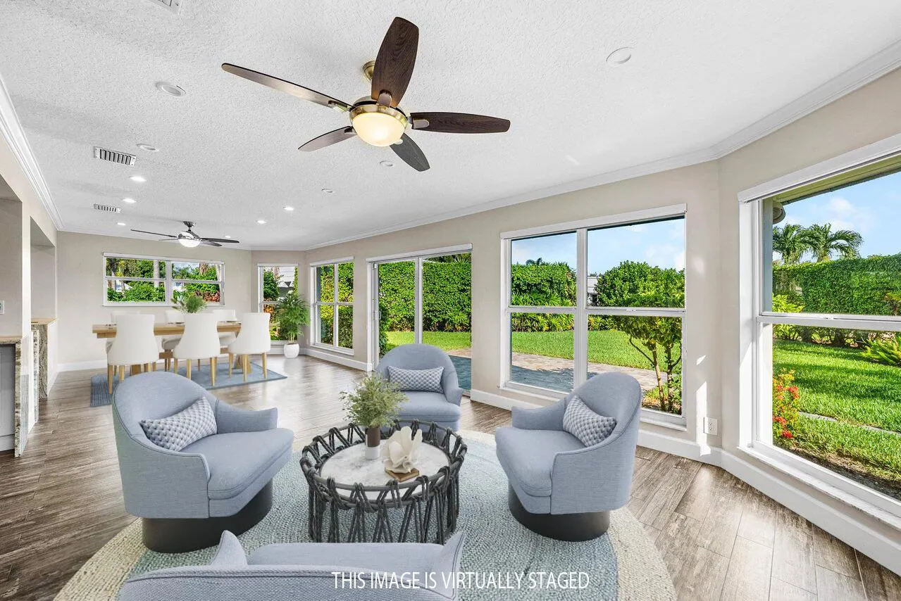 401 French Royale Circle