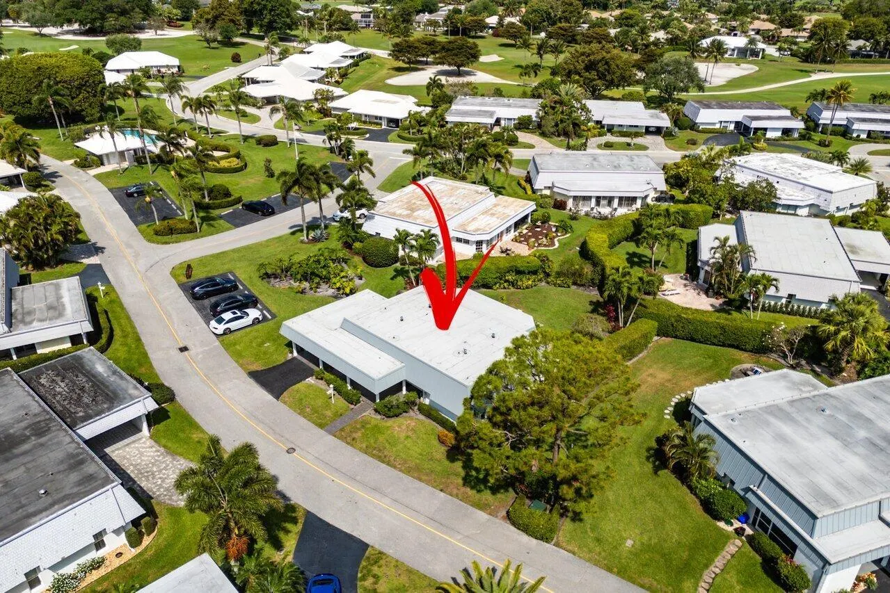 401 French Royale Circle