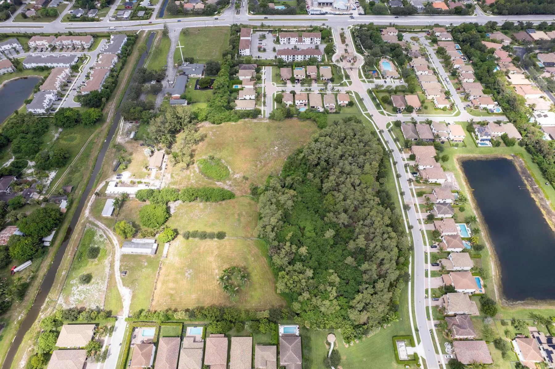 8990 Willow Sound Drive W