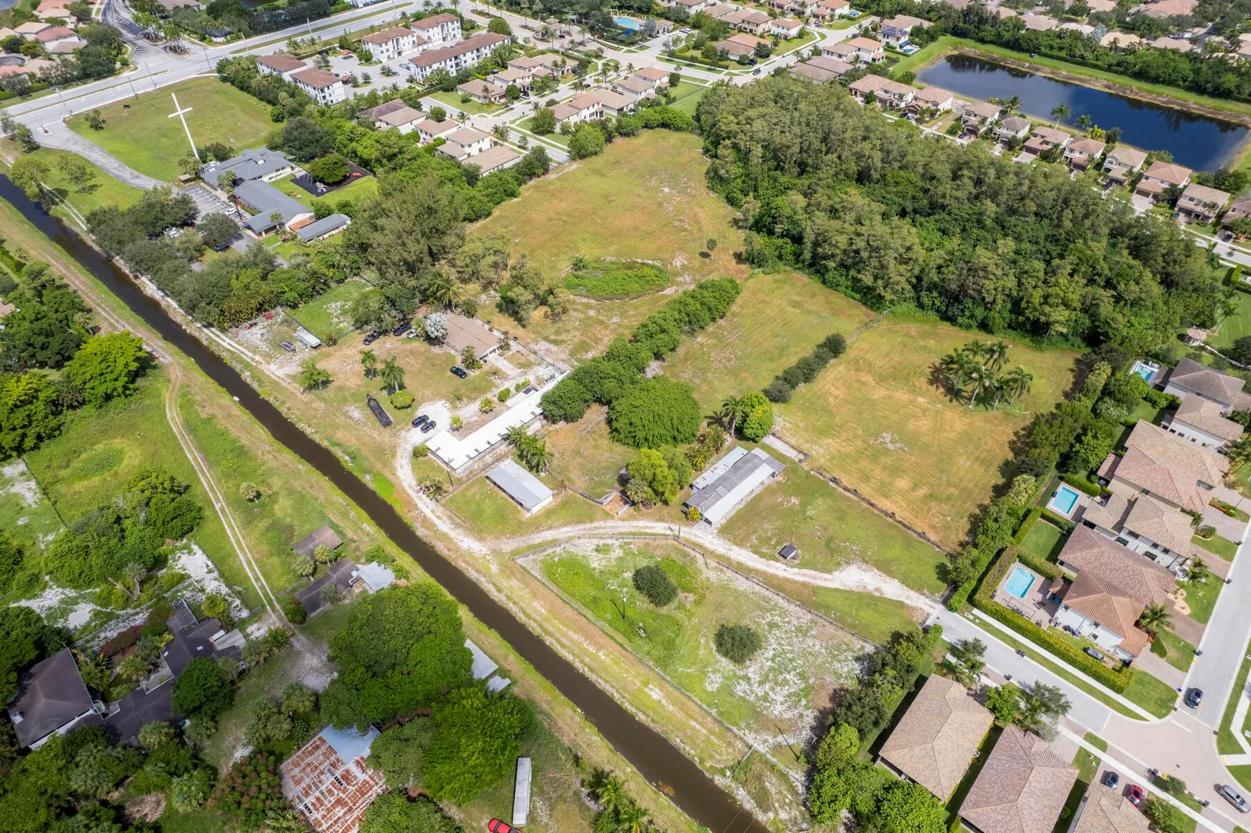 8990 Willow Sound Drive W