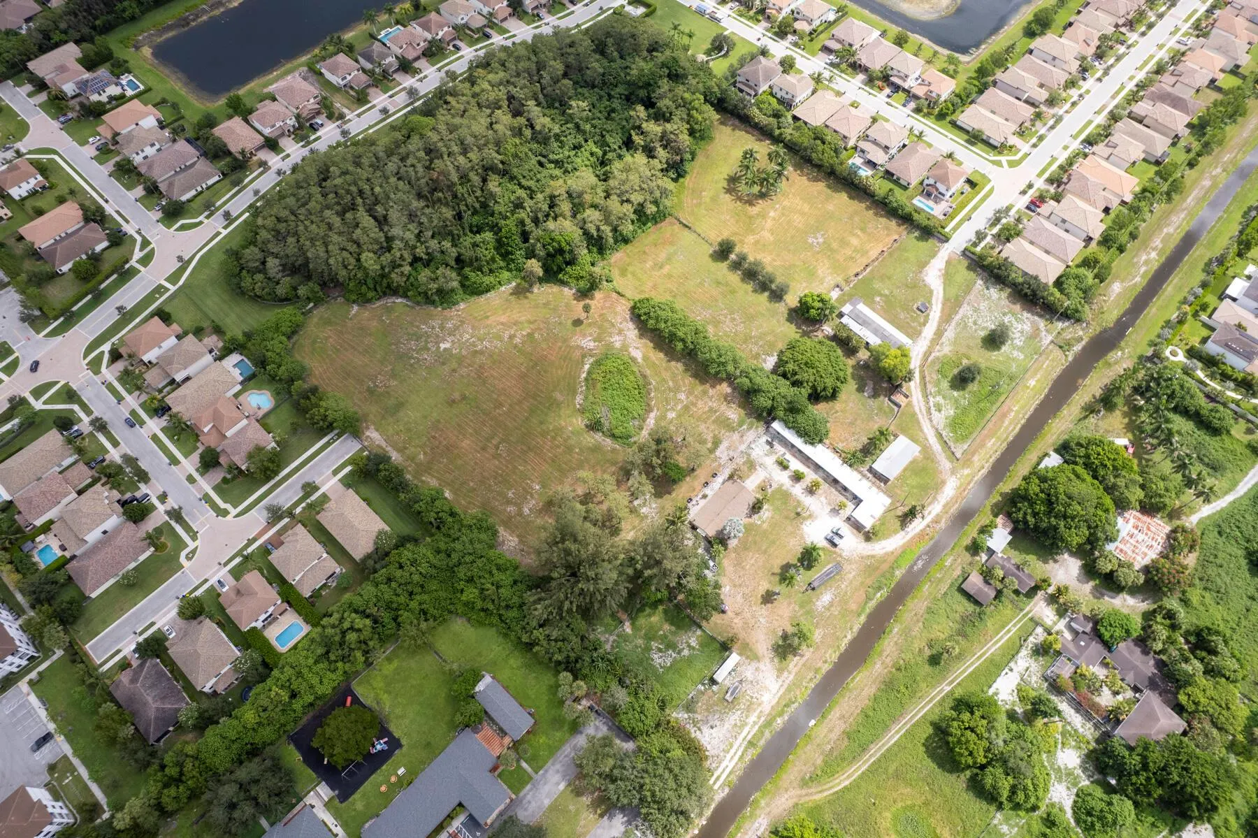 8990 Willow Sound Drive W