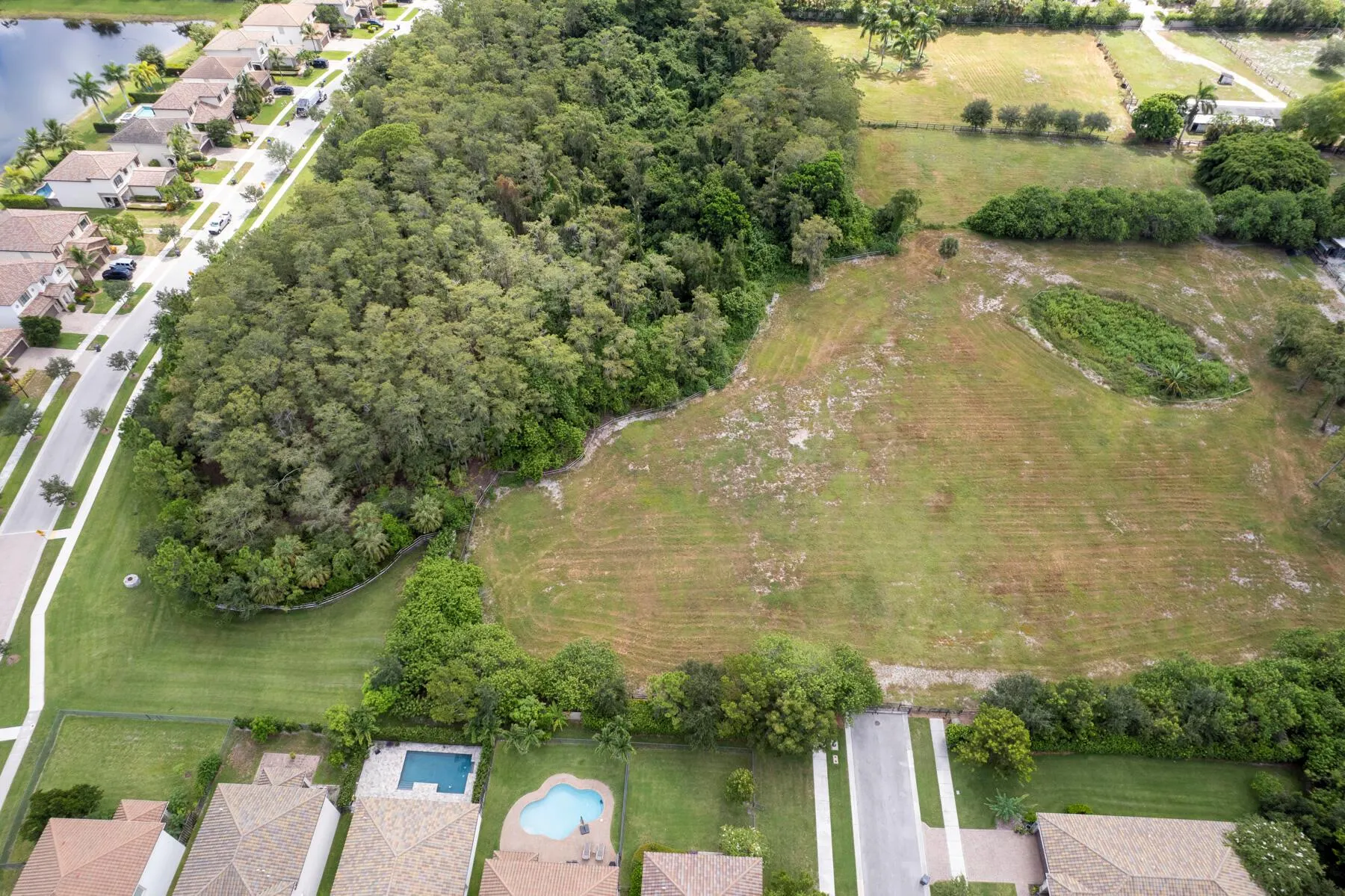 8990 Willow Sound Drive W