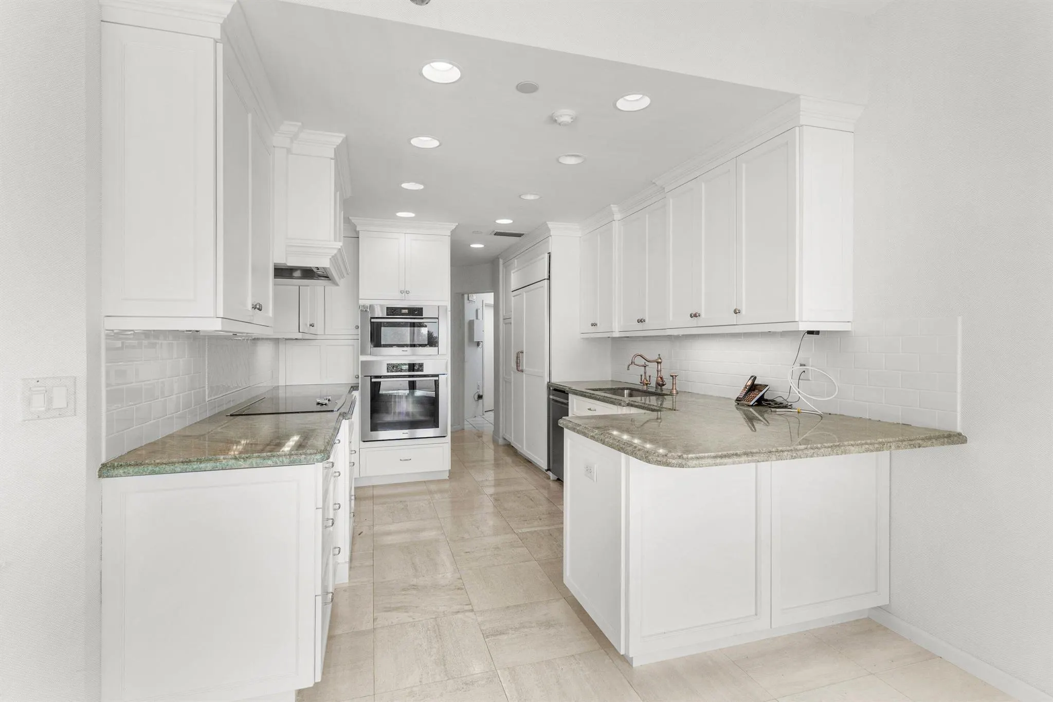 3001 SE Island Point Lane, #14