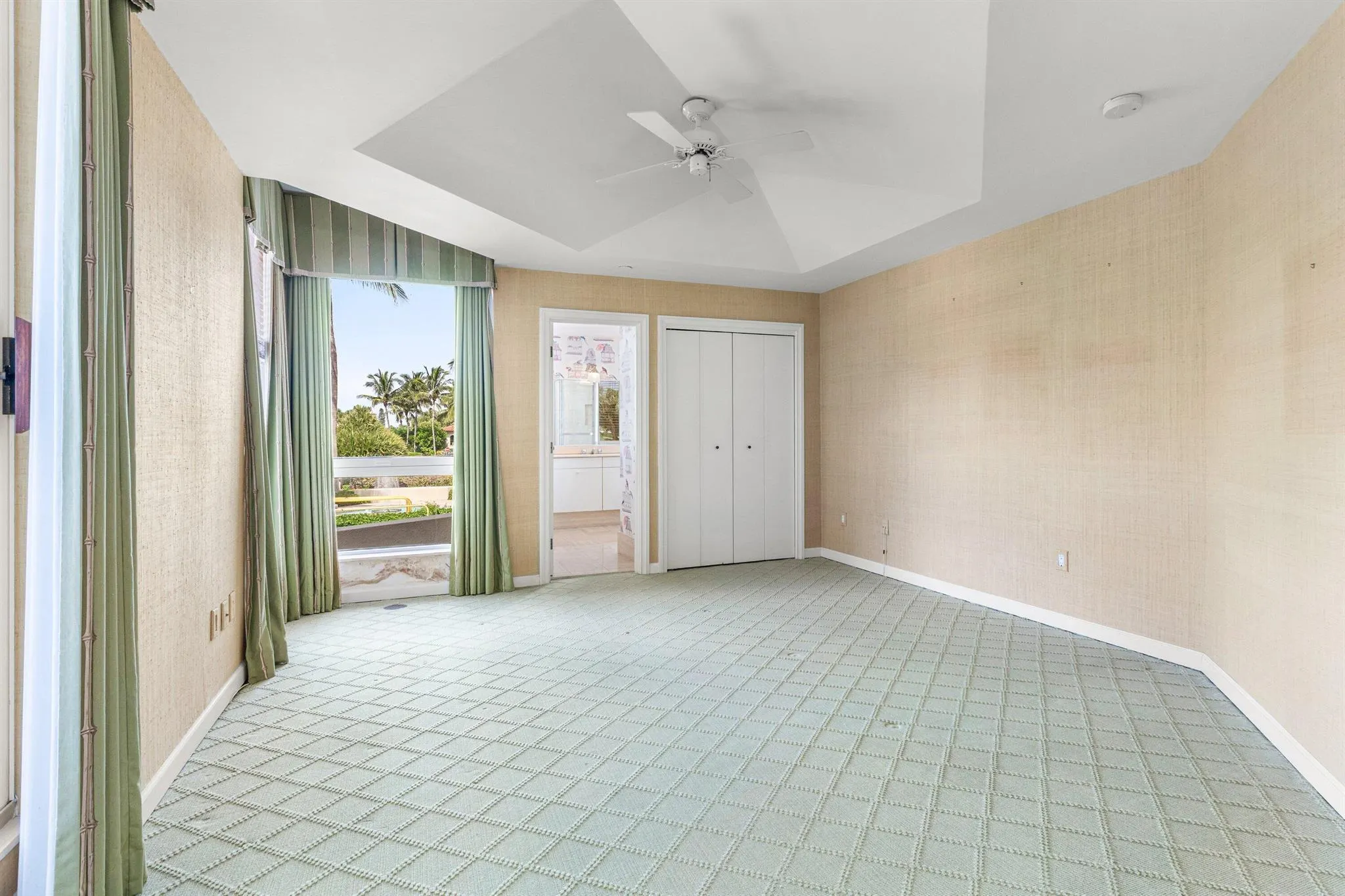 3001 SE Island Point Lane, #14