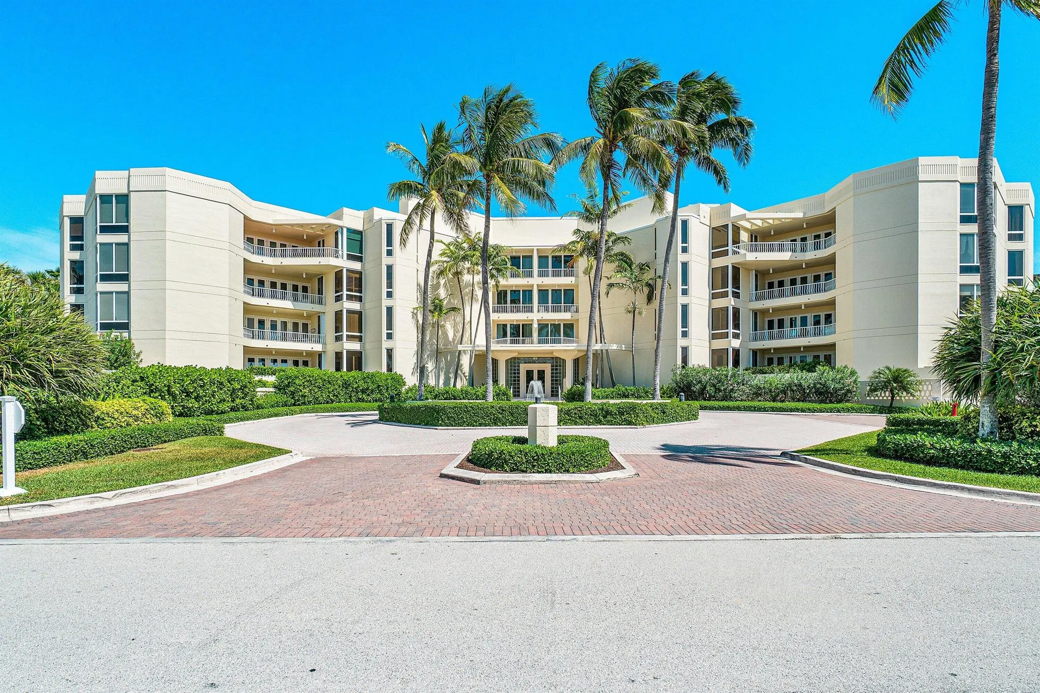 3001 SE Island Point Lane, #14