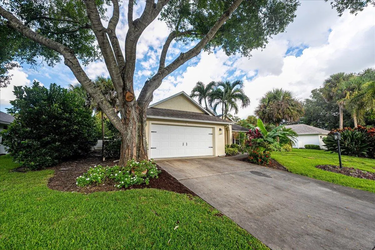 109 39th Drive