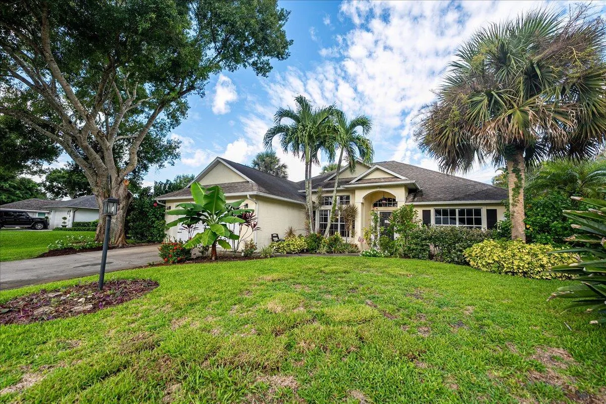 109 39th Drive
