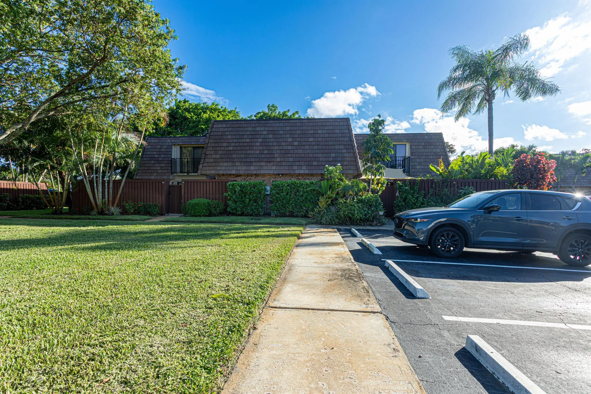 2716 SW 15th Street