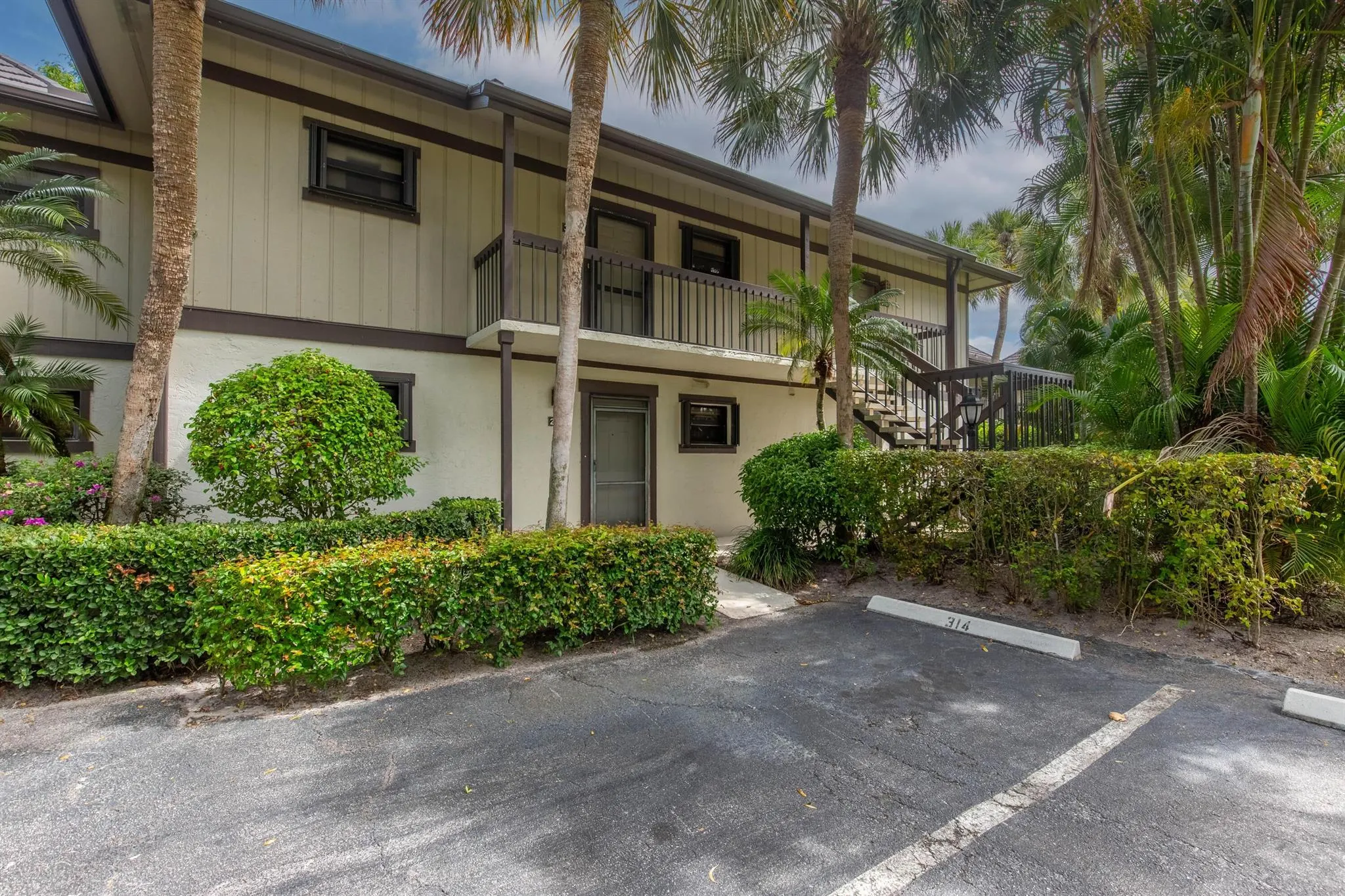13334 Polo Club Road, #315