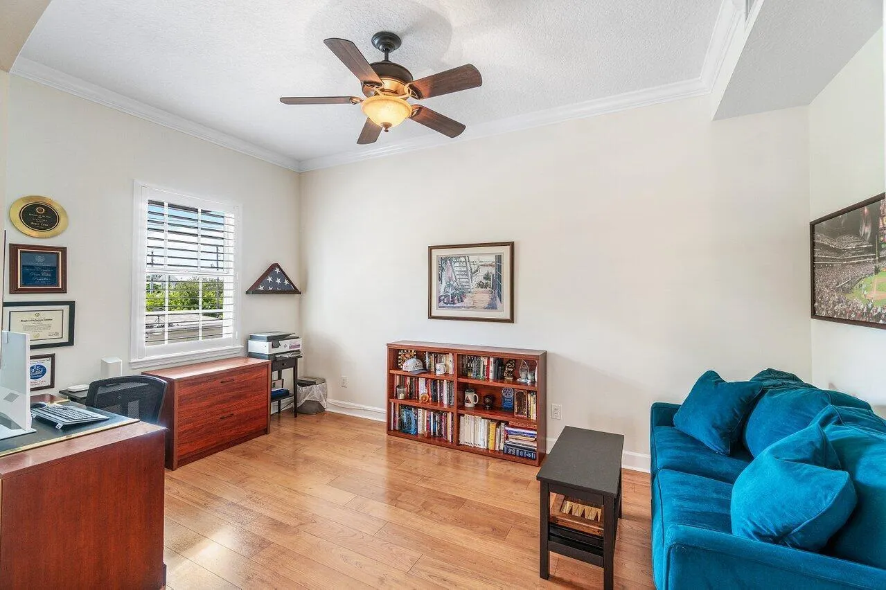 200 NE 2nd Avenue, #205