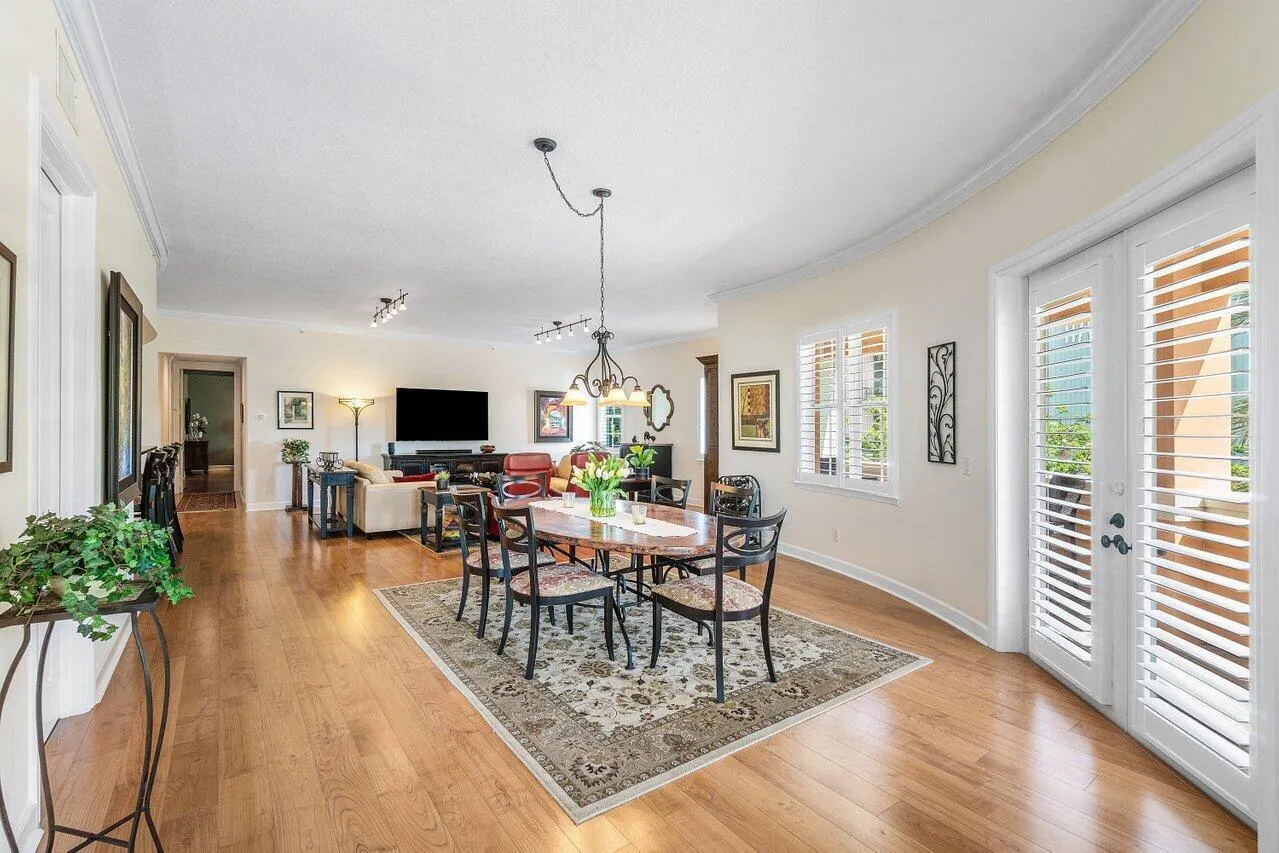 200 NE 2nd Avenue, #205