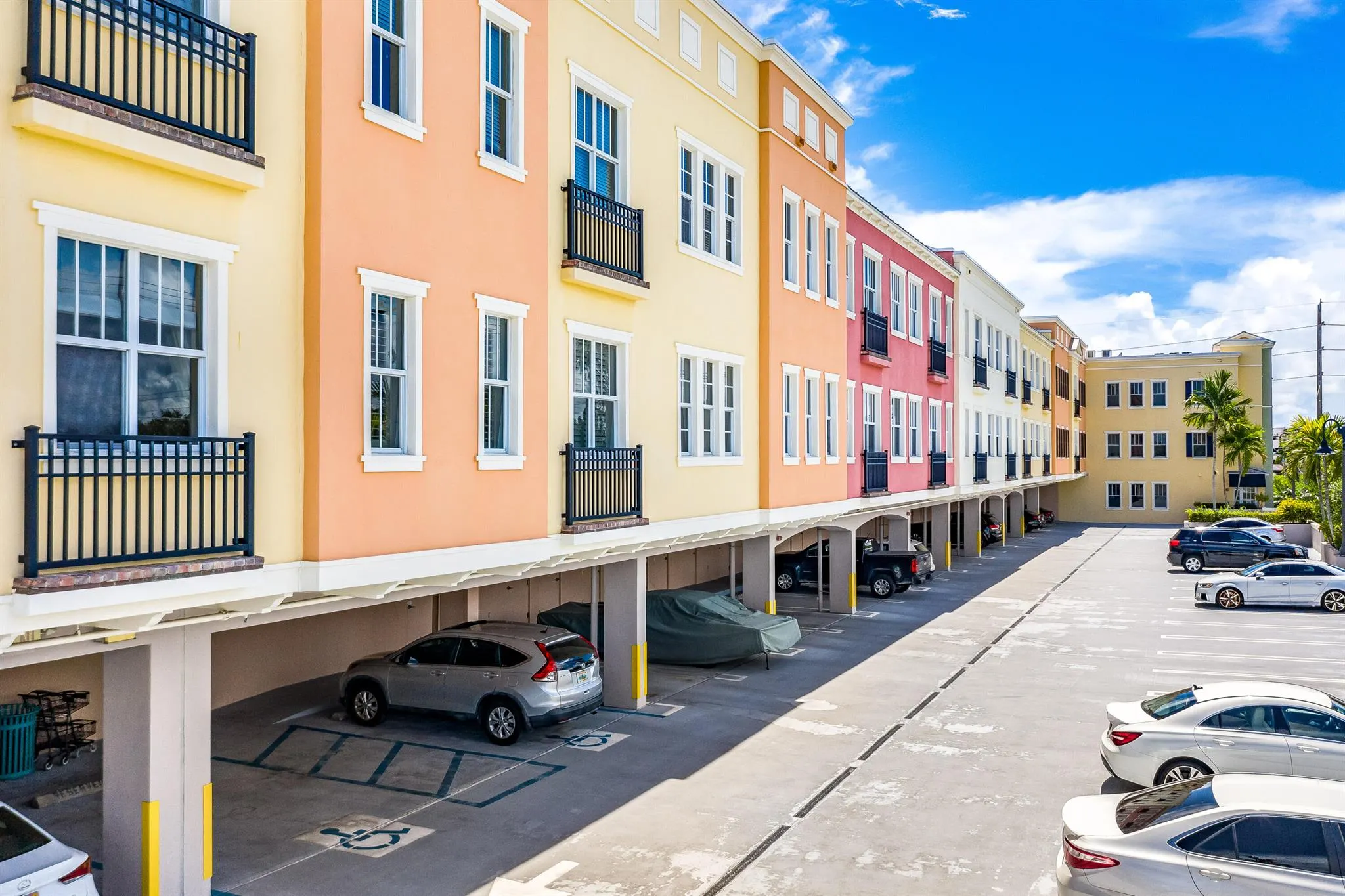 200 NE 2nd Avenue, #205