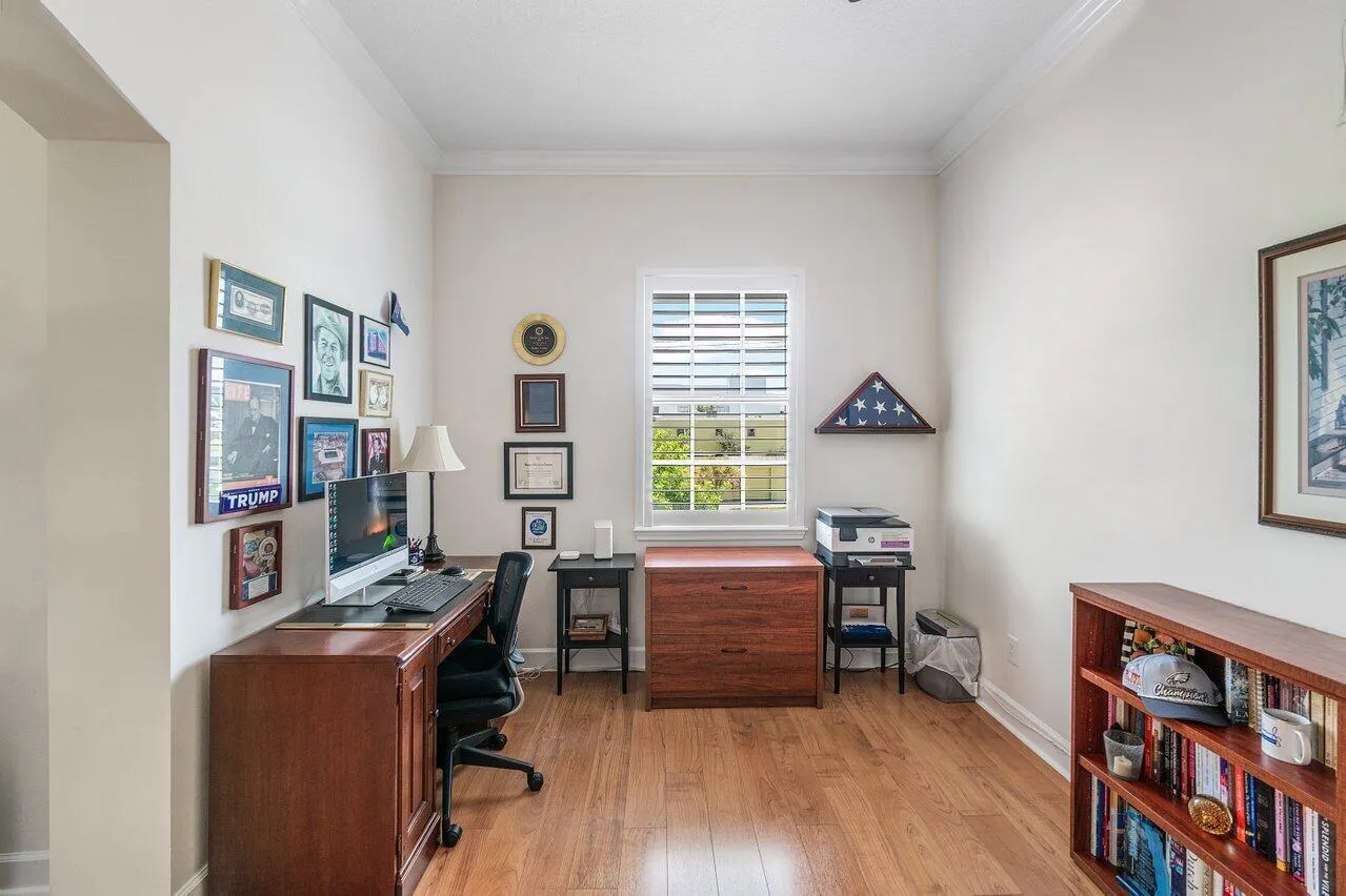 200 NE 2nd Avenue, #205