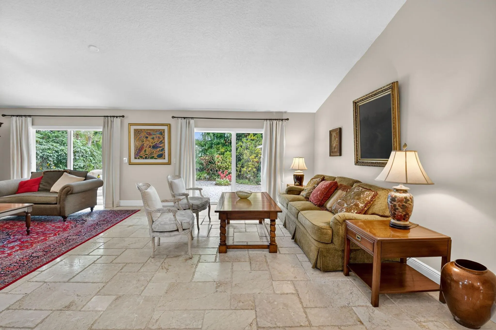 523 Canoe Point