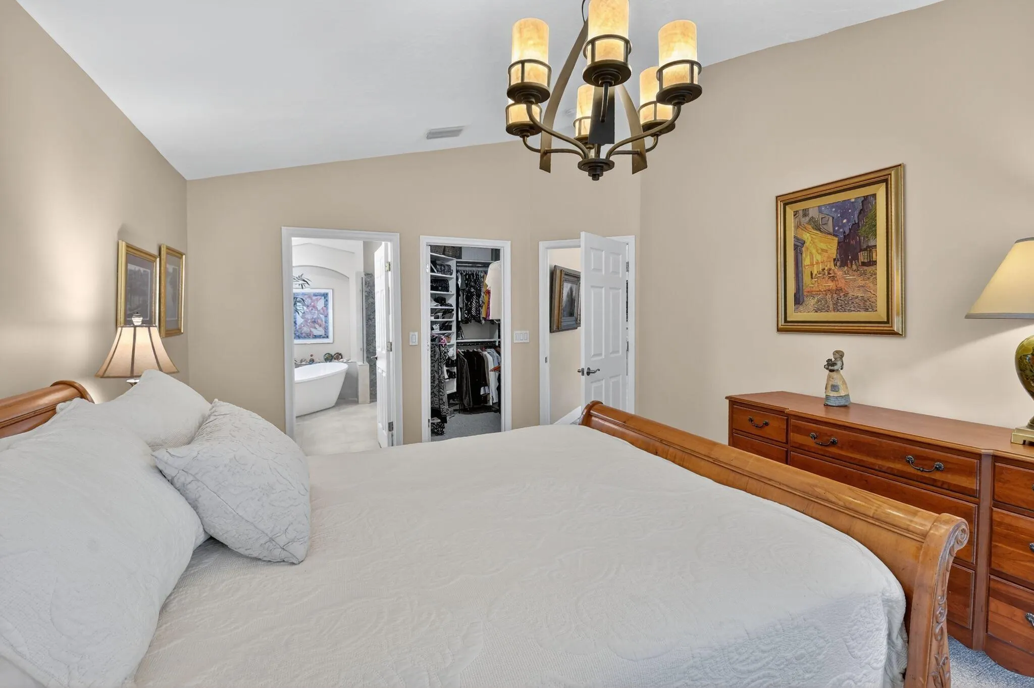 523 Canoe Point