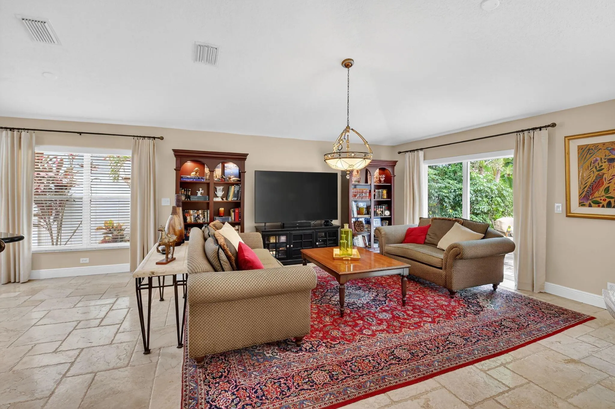 523 Canoe Point