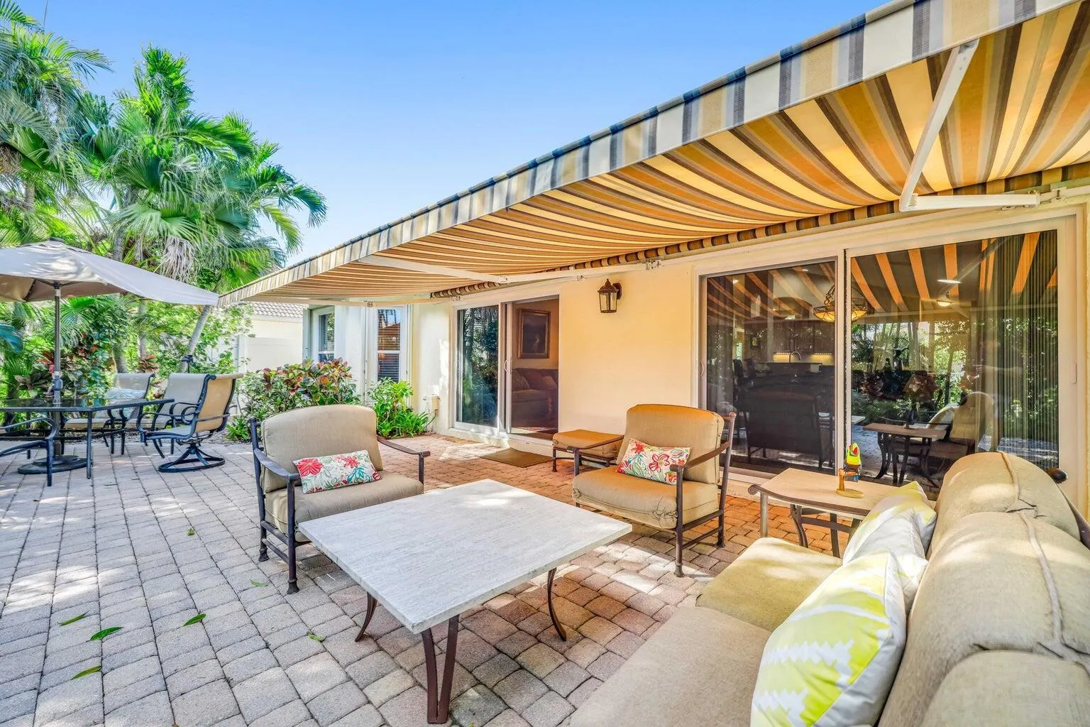 523 Canoe Point
