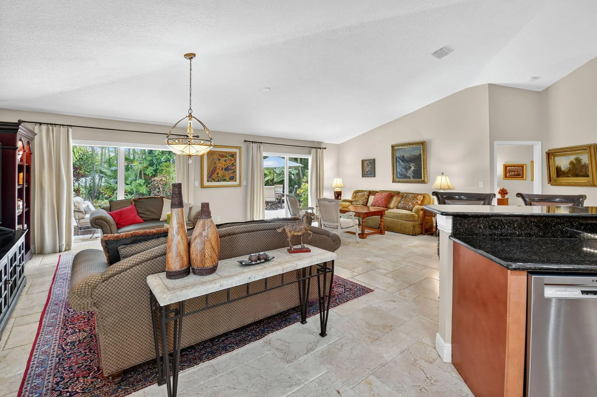 523 Canoe Point
