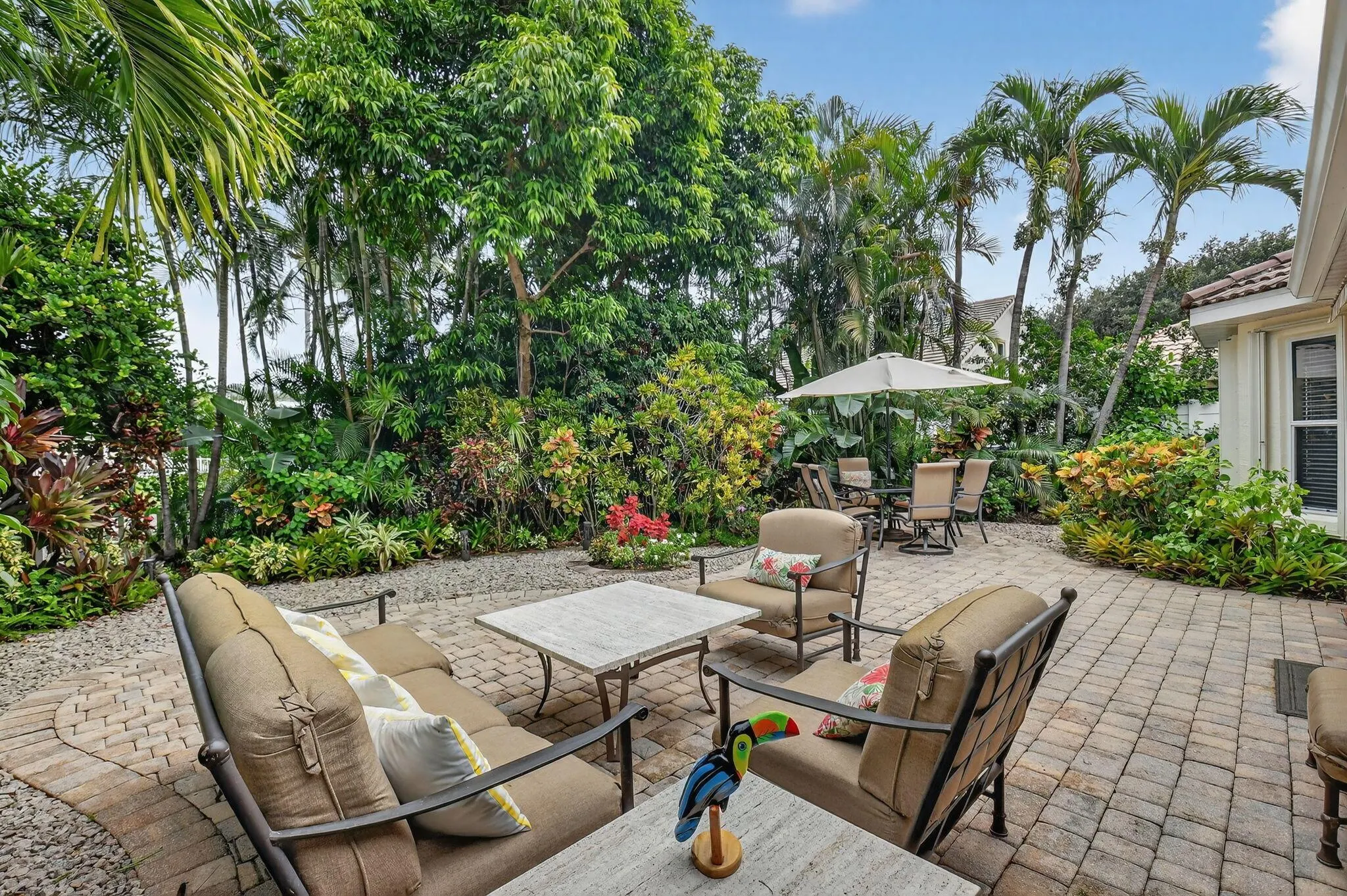 523 Canoe Point