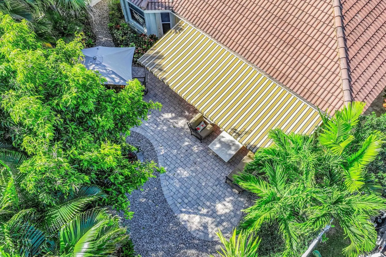 523 Canoe Point