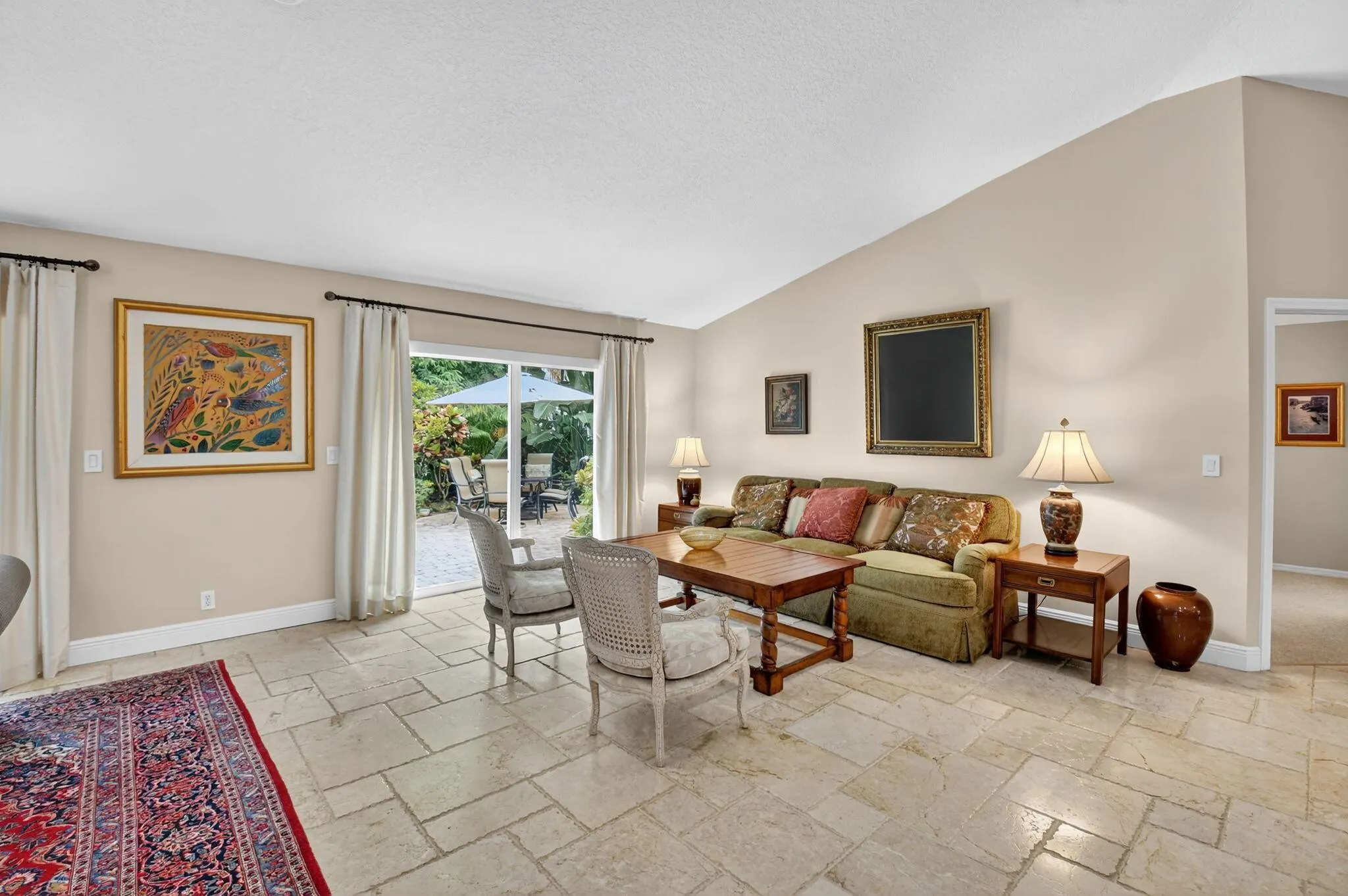 523 Canoe Point